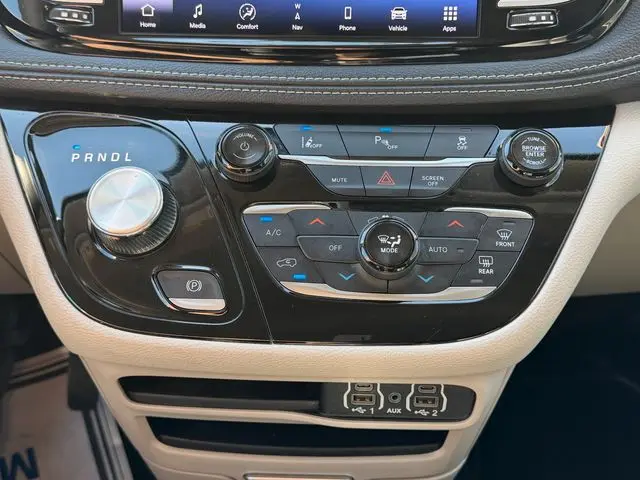 2024 Chrysler Pacifica - $19,598