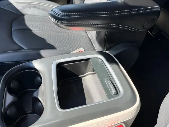 2024 Chrysler Pacifica - $19,598