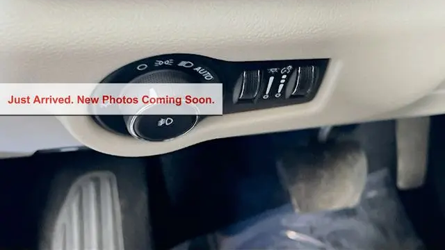 2024 Chrysler Pacifica Plug-In Hybrid Premium S Appearance