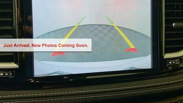 2024 Chrysler Pacifica Plug-In Hybrid Premium S Appearance