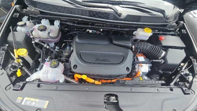 2025 Chrysler Pacifica Plug-In Hybrid Select