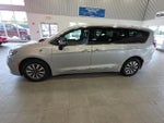 2023 Pacifica Plug-In Hybrid Thumbnail 14