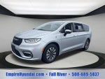 2023 Pacifica Plug-In Hybrid Thumbnail 1