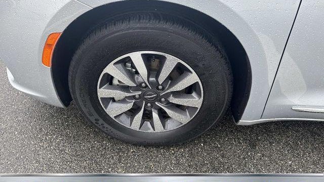 2023 Chrysler Pacifica Plug-In Hybrid Limited