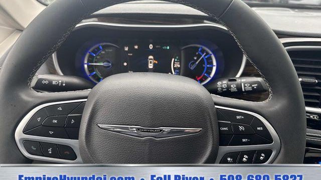 2023 Chrysler Pacifica Plug-In Hybrid Limited