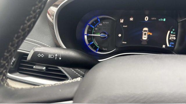 2023 Chrysler Pacifica Plug-In Hybrid Limited