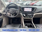 2023 Pacifica Plug-In Hybrid Thumbnail 15