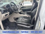 2023 Pacifica Plug-In Hybrid Thumbnail 19