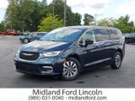 2024 Pacifica Plug-In Hybrid Thumbnail 1