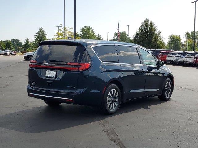 2024 Chrysler Pacifica - $23,500