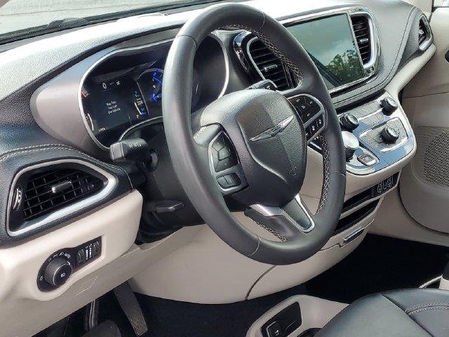 2024 Chrysler Pacifica - $23,500