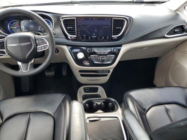 2024 Chrysler Pacifica - $23,500