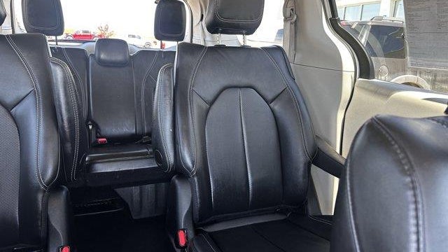 2024 Chrysler Pacifica Plug-In Hybrid Road Tripper