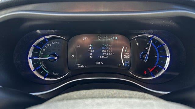 2024 Chrysler Pacifica Plug-In Hybrid Road Tripper