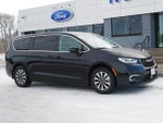 2024 Pacifica Plug-In Hybrid Thumbnail 2