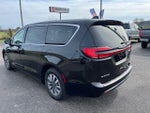 2024 Pacifica Plug-In Hybrid Thumbnail 5