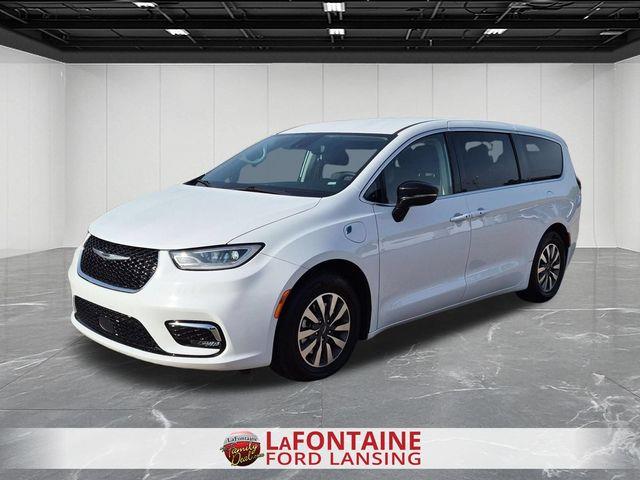 2024 Chrysler Pacifica - $25,845