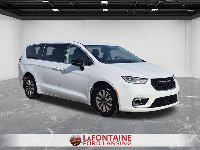2024 Chrysler Pacifica - $25,845