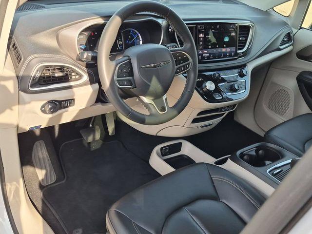 2024 Chrysler Pacifica - $25,845