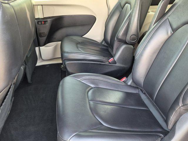 2024 Chrysler Pacifica - $25,845