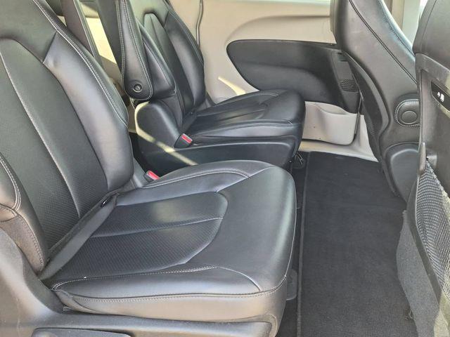 2024 Chrysler Pacifica - $25,845