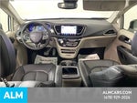 2024 Pacifica Plug-In Hybrid Thumbnail 33