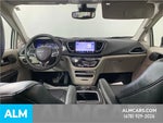 2024 Pacifica Plug-In Hybrid Thumbnail 34