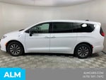 2024 Pacifica Plug-In Hybrid Thumbnail 5
