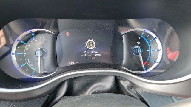 2024 Chrysler Pacifica Plug-In Hybrid Road Tripper