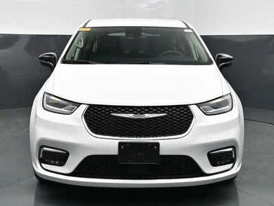 2024 Chrysler Pacifica Plug-In Hybrid Road Tripper 4DR Mini-Van