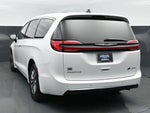 2024 Pacifica Plug-In Hybrid Thumbnail 5
