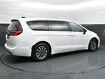 2024 Pacifica Plug-In Hybrid Thumbnail 6