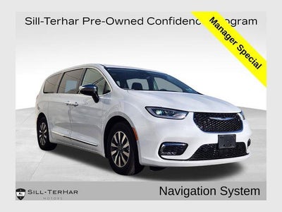 2023 Chrysler Pacifica Plug-In Hybrid Limited 4DR Mini-Van