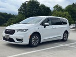 2023 Pacifica Plug-In Hybrid Thumbnail 3