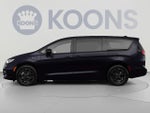 2023 Pacifica Plug-In Hybrid Thumbnail 2