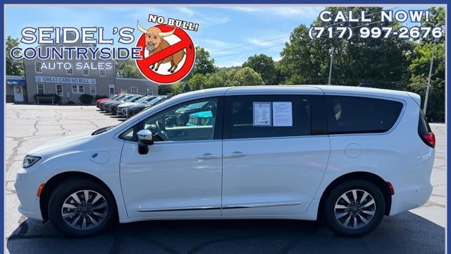 2023 Chrysler Pacifica Plug-In Hybrid Limited