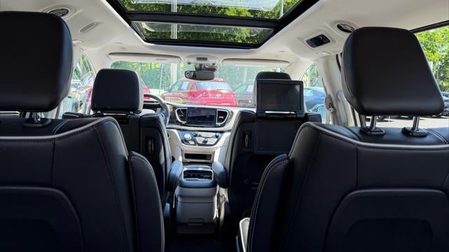 2023 Chrysler Pacifica Plug-In Hybrid Limited