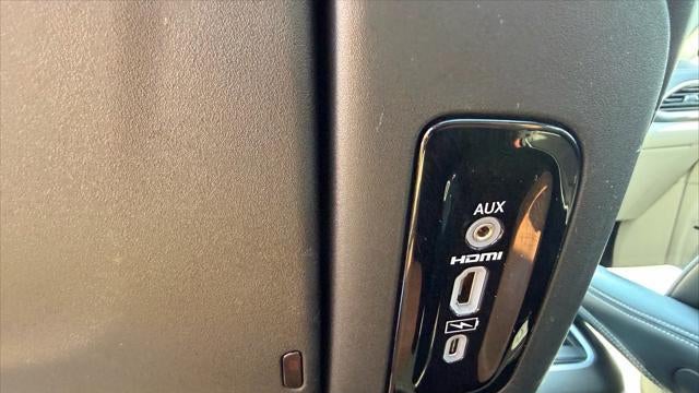 2023 Chrysler Pacifica Plug-In Hybrid Limited