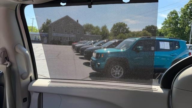 2023 Chrysler Pacifica Plug-In Hybrid Limited