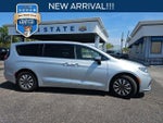 2023 Pacifica Plug-In Hybrid Thumbnail 1