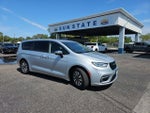 2023 Pacifica Plug-In Hybrid Thumbnail 2