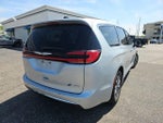 2023 Pacifica Plug-In Hybrid Thumbnail 3