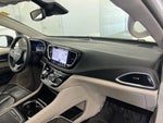 2023 Pacifica Plug-In Hybrid Thumbnail 7