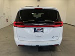 2023 Pacifica Plug-In Hybrid Thumbnail 11