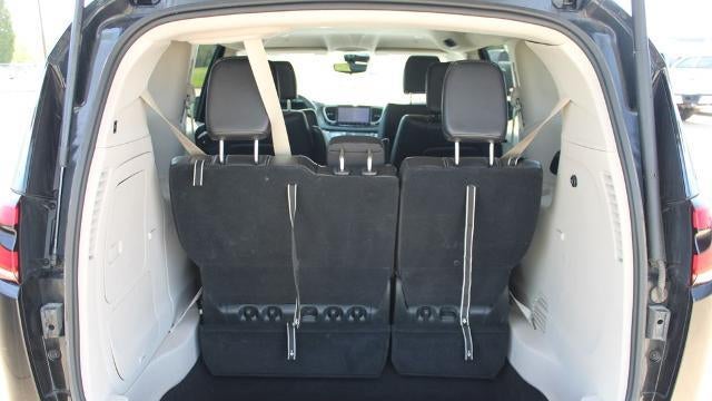 2024 Chrysler Pacifica Plug-In Hybrid Road Tripper