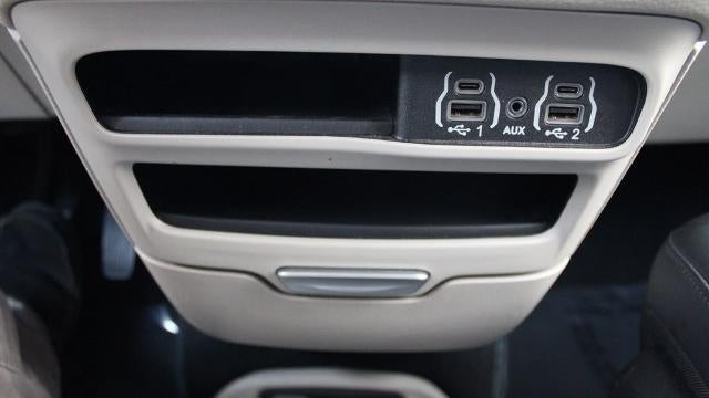 2024 Chrysler Pacifica Plug-In Hybrid Road Tripper
