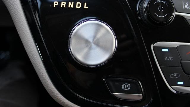 2024 Chrysler Pacifica Plug-In Hybrid Road Tripper