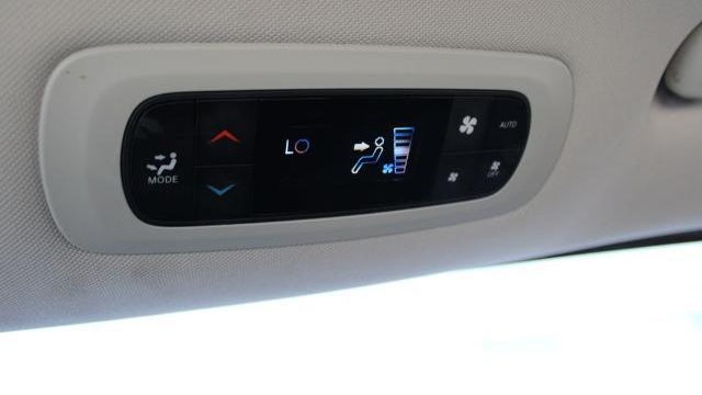 2024 Chrysler Pacifica Plug-In Hybrid Road Tripper