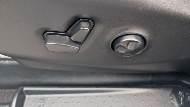 2024 Chrysler Pacifica Plug-In Hybrid S Appearance