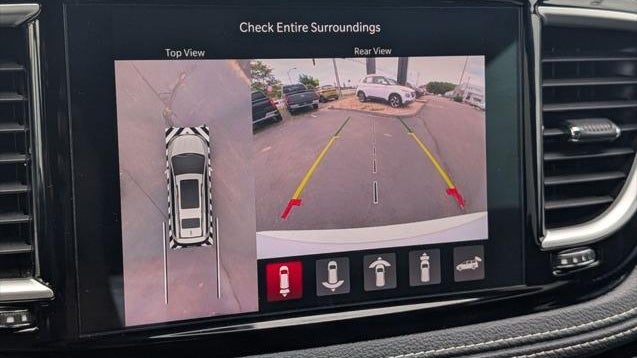 2024 Chrysler Pacifica Plug-In Hybrid S Appearance